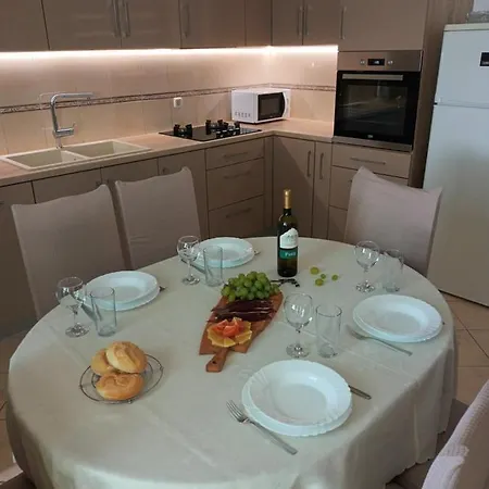 Apartman Ljube *